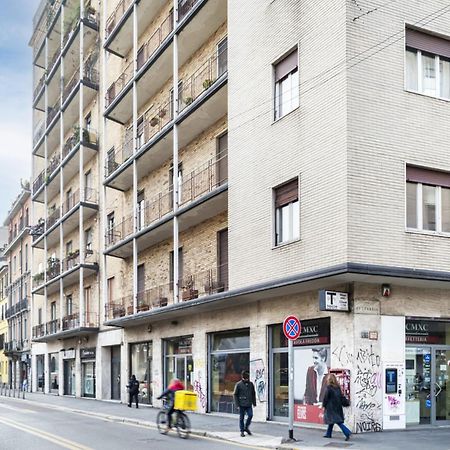 Easylife - Golden Suite Milan Bagian luar foto