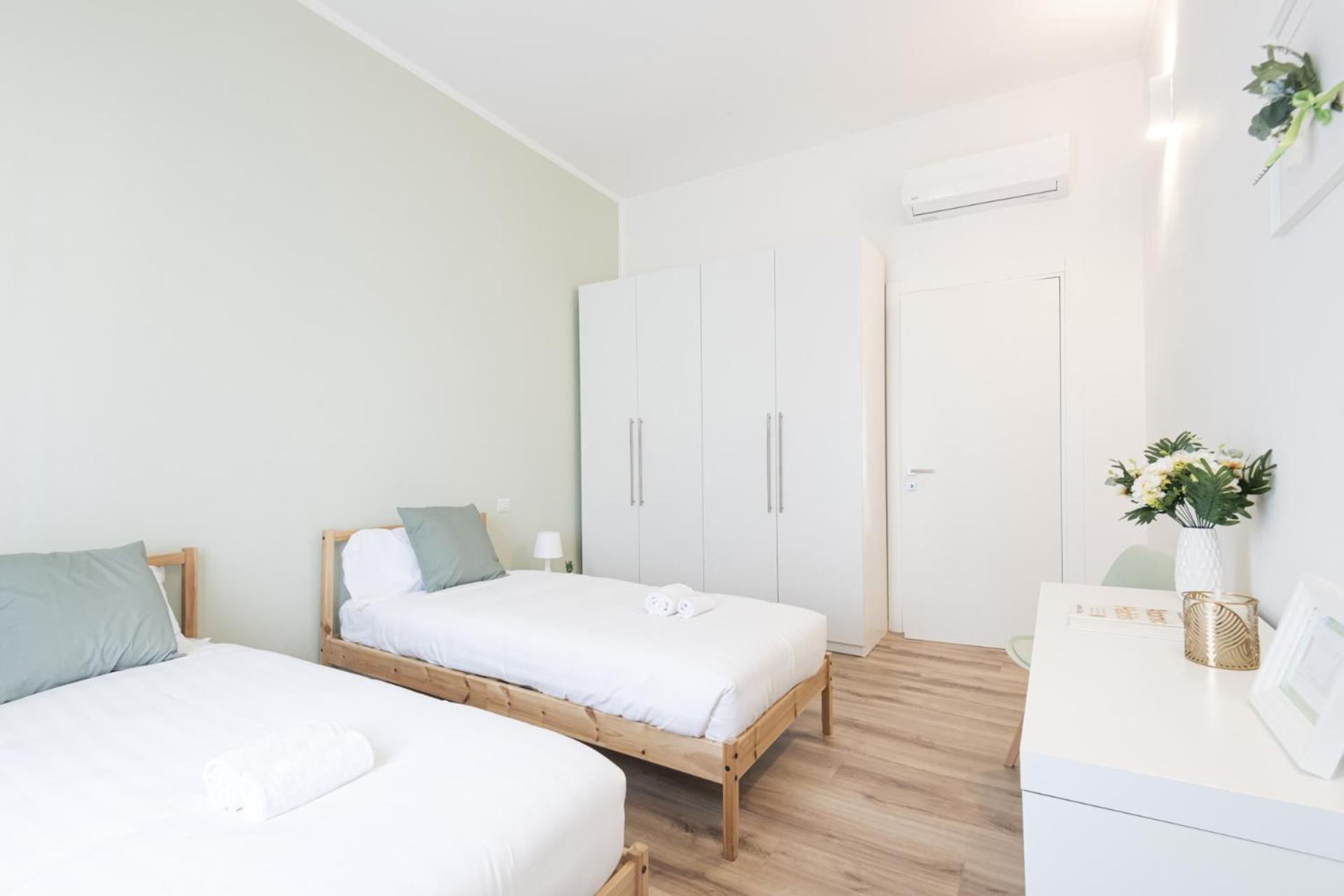 Easylife - Golden Suite Milan Bagian luar foto