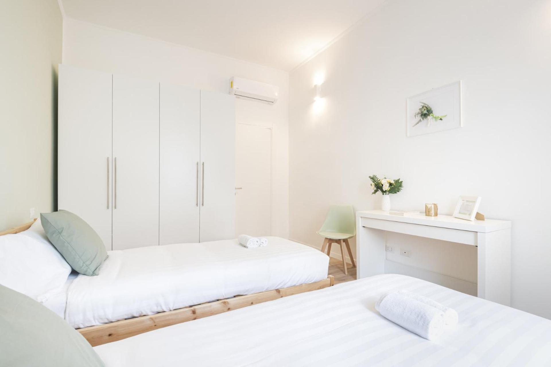 Easylife - Golden Suite Milan Bagian luar foto