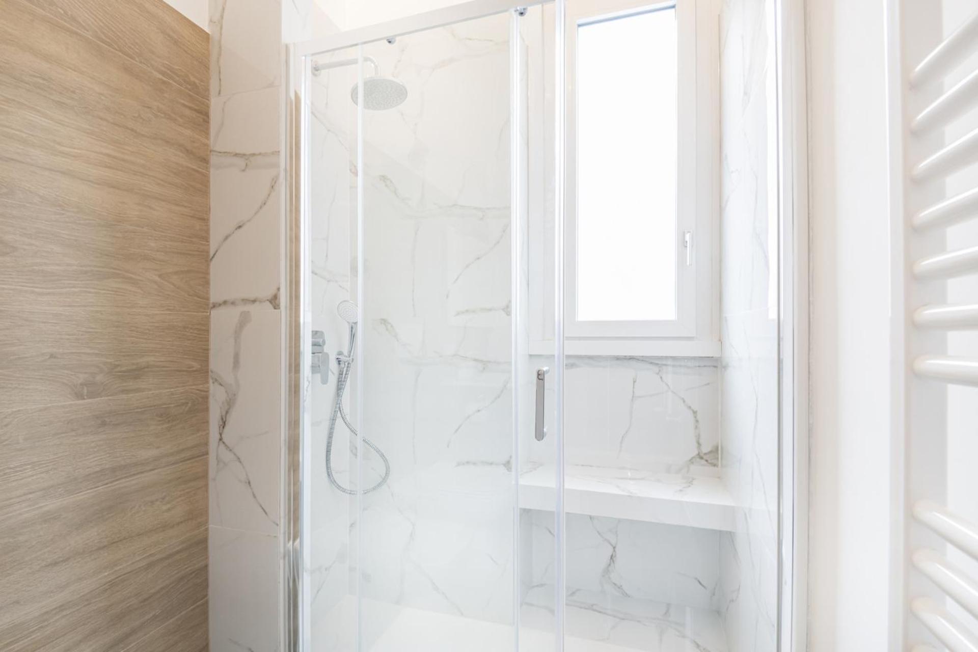 Easylife - Golden Suite Milan Bagian luar foto